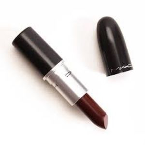 MAC lipstick 👄
